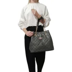Timeless Bag: Διαχρονικό Πουγκί με καπιτονέ σχεδιασμό, Γκρι - HB-4030 - Image 3