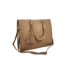 Urban Studs Bag: Για καθημερινές εμφανίσεις με χαρακτήρα, Σκούρο Μπεζ - HB-4107 - Image 3
