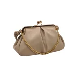 Retro Vibes: Μικρή Τσάντα με Vintage Κούμπωμα & Χρυσές Λεπτομέρειες, Μπεζ - AB-1393