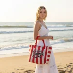 Sun, Sand & Stripes: Ριγέ Τσάντα Παραλίας με Δώρο Πορτοφολάκι, Κόκκινο Ριγέ - HB-4140 - Image 2