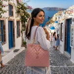 Timeless Bag: Διαχρονικό Πουγκί με καπιτονέ σχεδιασμό, Σάπιο Μήλο - HB-4025 - Image 2