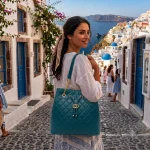 Timeless Bag: Διαχρονικό Πουγκί με καπιτονέ σχεδιασμό, Μπλε - HB-4028 - Image 2